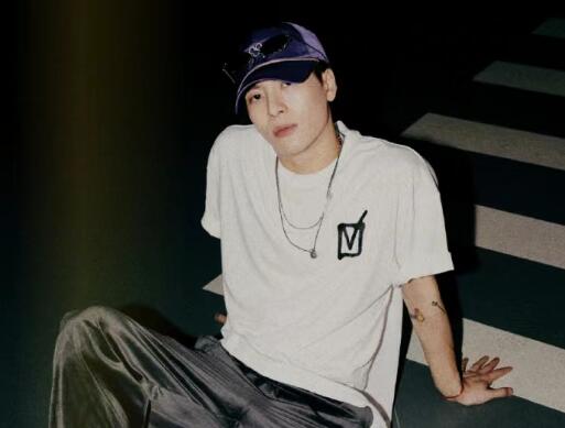 王嘉尔回应专辑遭提前泄露:蛮崩溃的 没什么可说的