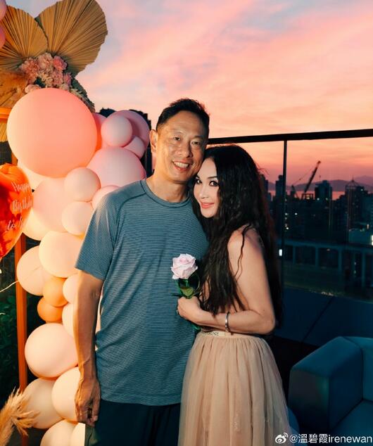 温碧霞曾因“艳星”称号抑郁 透露不生娃原因